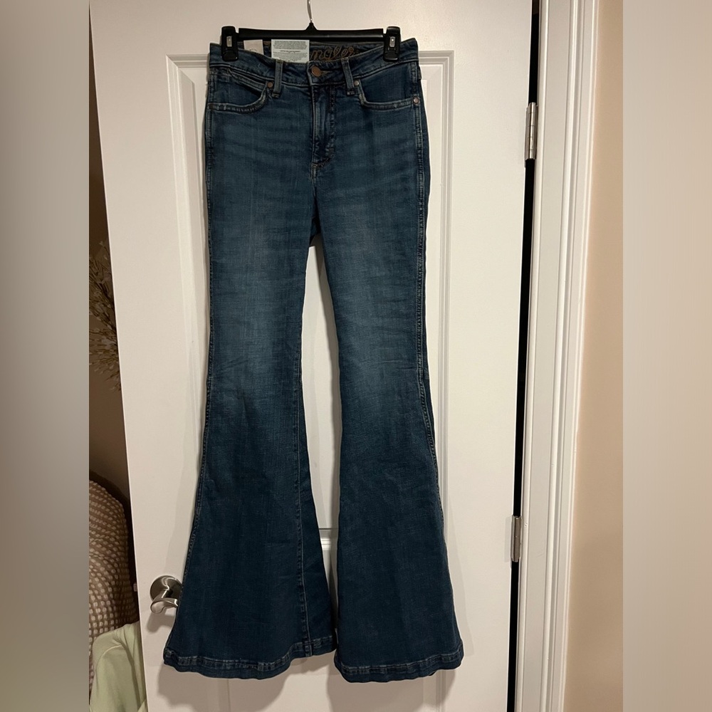 wrangler retro bell bottoms